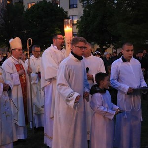 Biskup Šaško predvodio Vazmeno bdjenje u Župi bl. Ivana Merza u Zagrebu